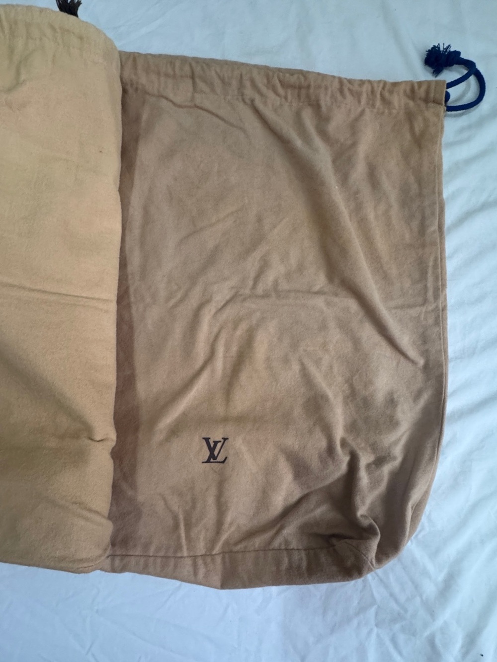 Bundle Louis Vuitton Beige/Tan Drawstring Dust Bag with LV Logo - Picture 2 of 2